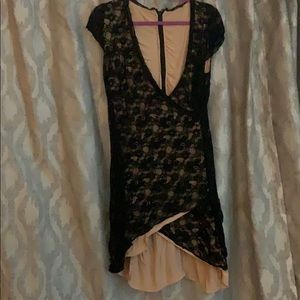 Bebe Cap sleeve Mini Dress